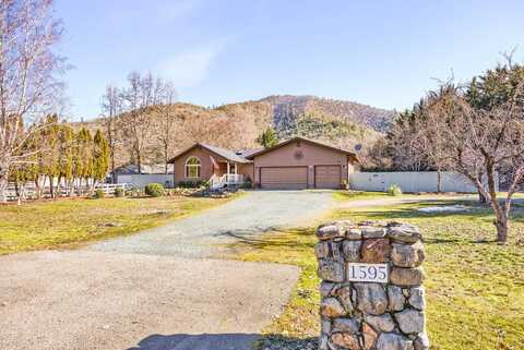 1595 Rogue River Highway, Gold Hill, OR 97525