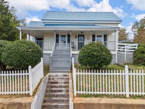 4 Courtney Street, Pelzer, SC 29669