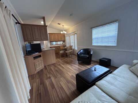 7125 Fruitville Rd. 1099, Sarasota, FL 34240