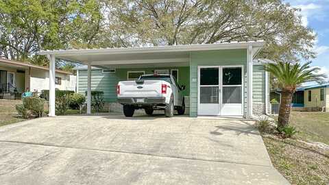 646 Hickory Hill, Lady Lake, FL 32159