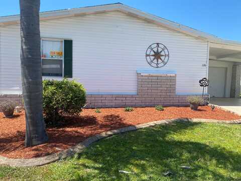 570 Tulip Circle E, Auburndale, FL 33823