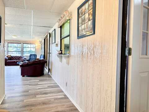1928 BAYOU DRIVE NORTH, Ruskin, FL 33570
