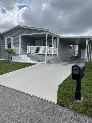 42 SERENDIPITY BLVD, North Fort Myers, FL 33903