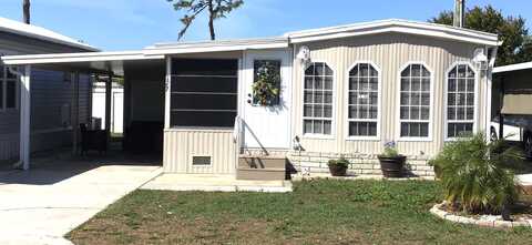 37811 Chancey Rd. 127, Zephyrhills, FL 33541