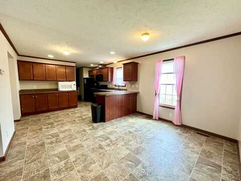 7857 Hathaway Dr, Northville, MI 48167