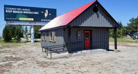 101 2nd St E, Fairfield, ID 83327