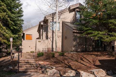 1554 Snow Creek Condo Dr, Sun Valley, ID 83353