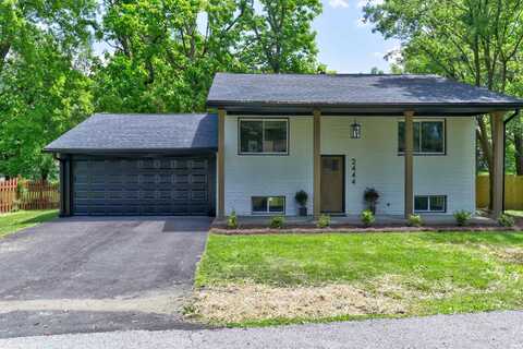 2444 Clover Circle, Newburgh, IN 47630