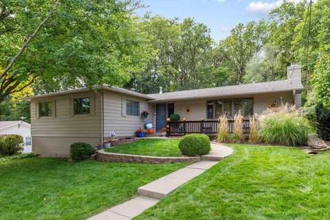 10 HILLSDALE Drive, COUNCIL BLUFFS, IA 51503