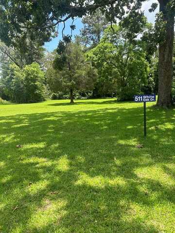 511 WHITE OAK, Brookhaven, MS 39601