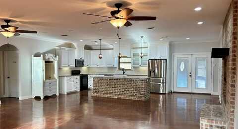 294 Simon Rd., Tylertown, MS 39667