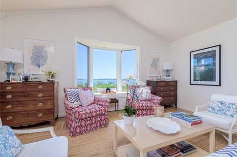 36 Newport Street, Jamestown, RI 02835