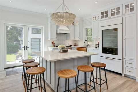 5 Sylvan Terrace, Newport, RI 02840