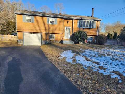 1920 Crandall Road, Tiverton, RI 02878