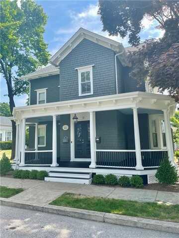 12 Pearl Street, East Greenwich, RI 02818