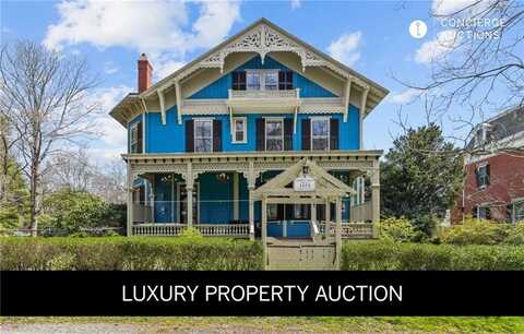 43 Old Beach Road, Newport, RI 02840