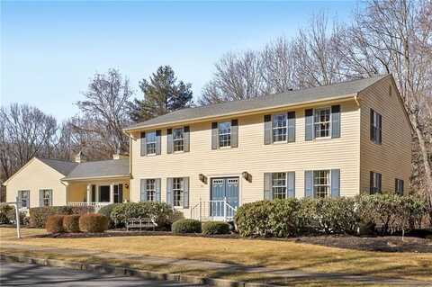 131 Larchwood Drive, Warwick, RI 02886