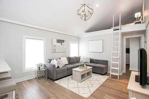 14 Brinley Street, Newport, RI 02840