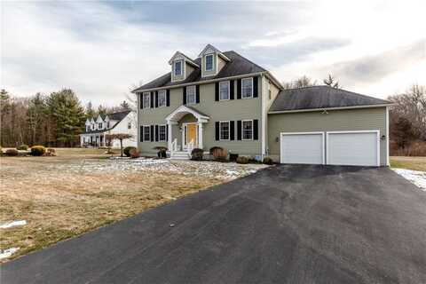 3 Menard Lane, Smithfield, RI 02917