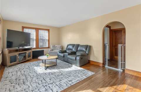 89 Sand Hill Cove Road, Narragansett, RI 02882