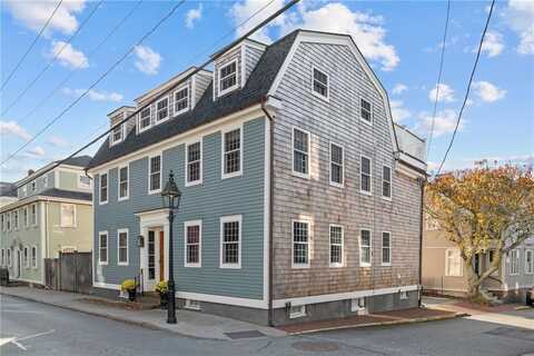 209 Spring Street, Newport, RI 02840