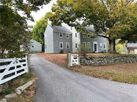 82 Williams Road, Smithfield, RI 02917