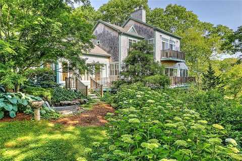 136 Cadmans Neck Road, Westport, MA 02790