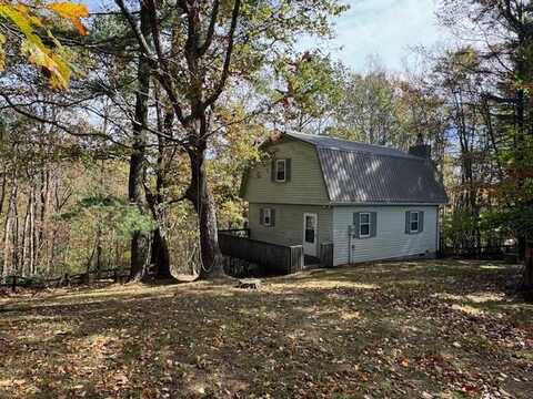 107 Fox Glen Rd, Fancy Gap, VA 24328