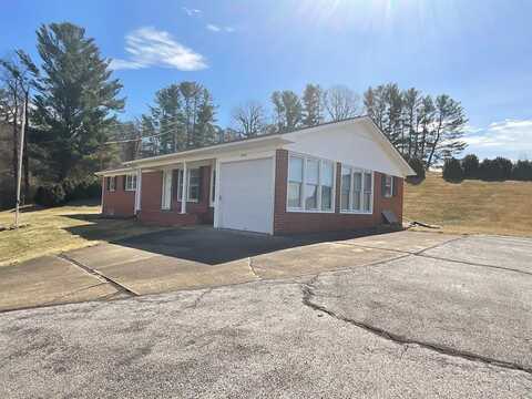 345 Armory Rd, Galax, VA 24333