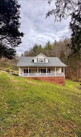 196 Goodwin Rd., Cedar Bluff, VA 24609