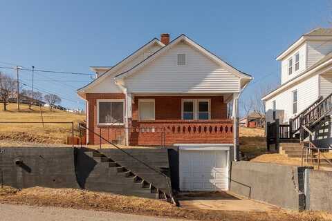 210 Anderson St, Galax, VA 24333