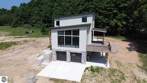 136 Mooney Way, Kewadin, MI 49648