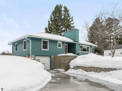 1330 N Orchard Drive, Traverse City, MI 49686