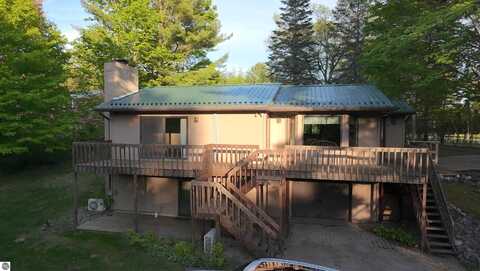 4344 Church Road, Traverse City, MI 48686