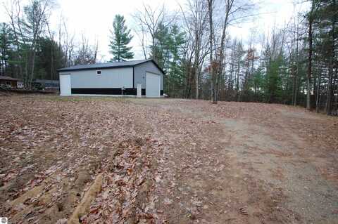 1782 Cuyuga Trail, West Branch, MI 48661