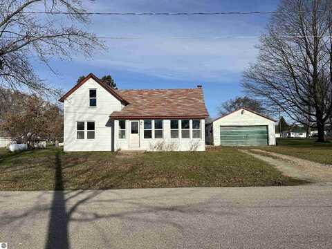 4168 E Church Street, Fountain, MI 49410