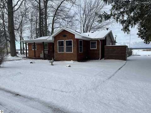 1165 Cranberry Pike, East Tawas, MI 48730