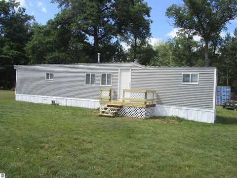 2989 Horseshoe Lake Road, West Branch, MI 48661