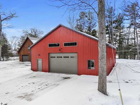 254 S Carolyn Drive, Lake City, MI 49651