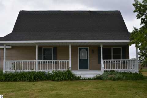 5593 E Rosebush Road, Rosebush, MI 48878