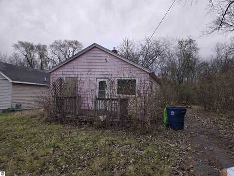 824 N 26th Street, Saginaw, MI 48601