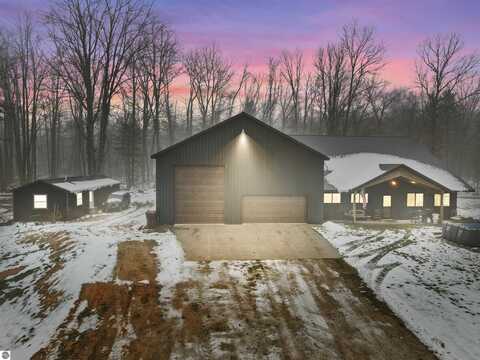 756 N Frank Smith Road, Luther, MI 49656