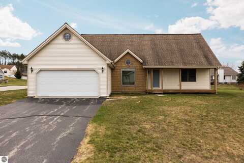 5111 Arlington Lane, Traverse City, MI 49685