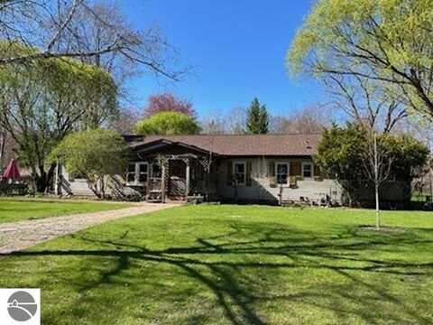 3745 McLean Road, Au Gres, MI 48703