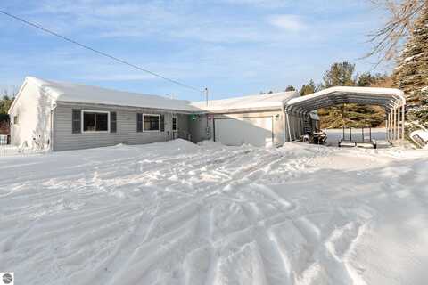 997 N Plank Road, Tawas City, MI 48763