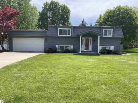 520 Fairlane, Alma, MI 48801