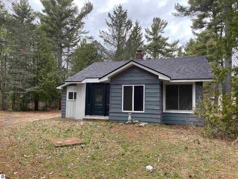 3777 N US-23, Oscoda, MI 48750