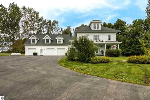 5721 Broomhead Road, Williamsburg, MI 49690