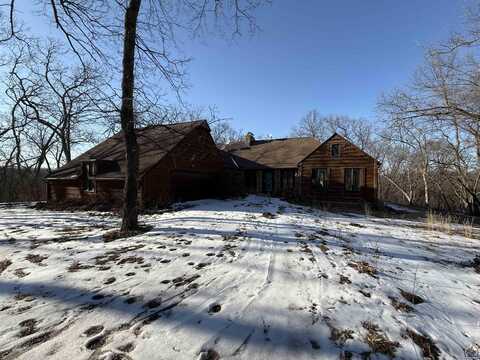 12448 82nd St, Oskaloosa, KS 66066