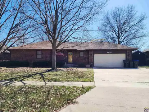 3841 SW 39th TER, Topeka, KS 66610